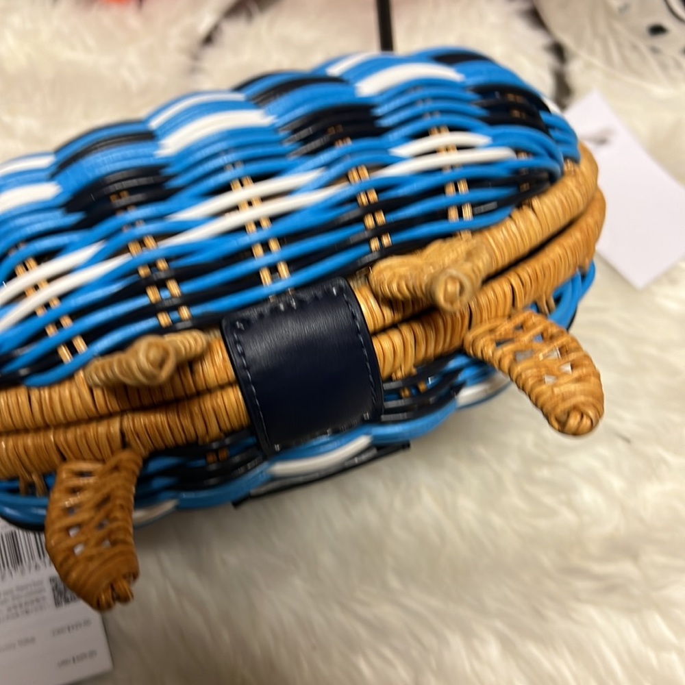 Kate Spade Pinch Me Crab Crossbody - Picture 7 of 7